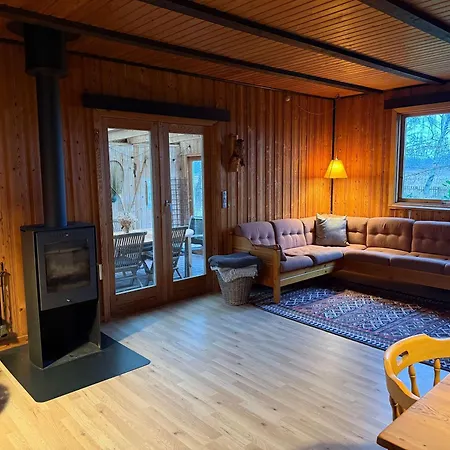 Coastal Family Retreat - 150m To The *